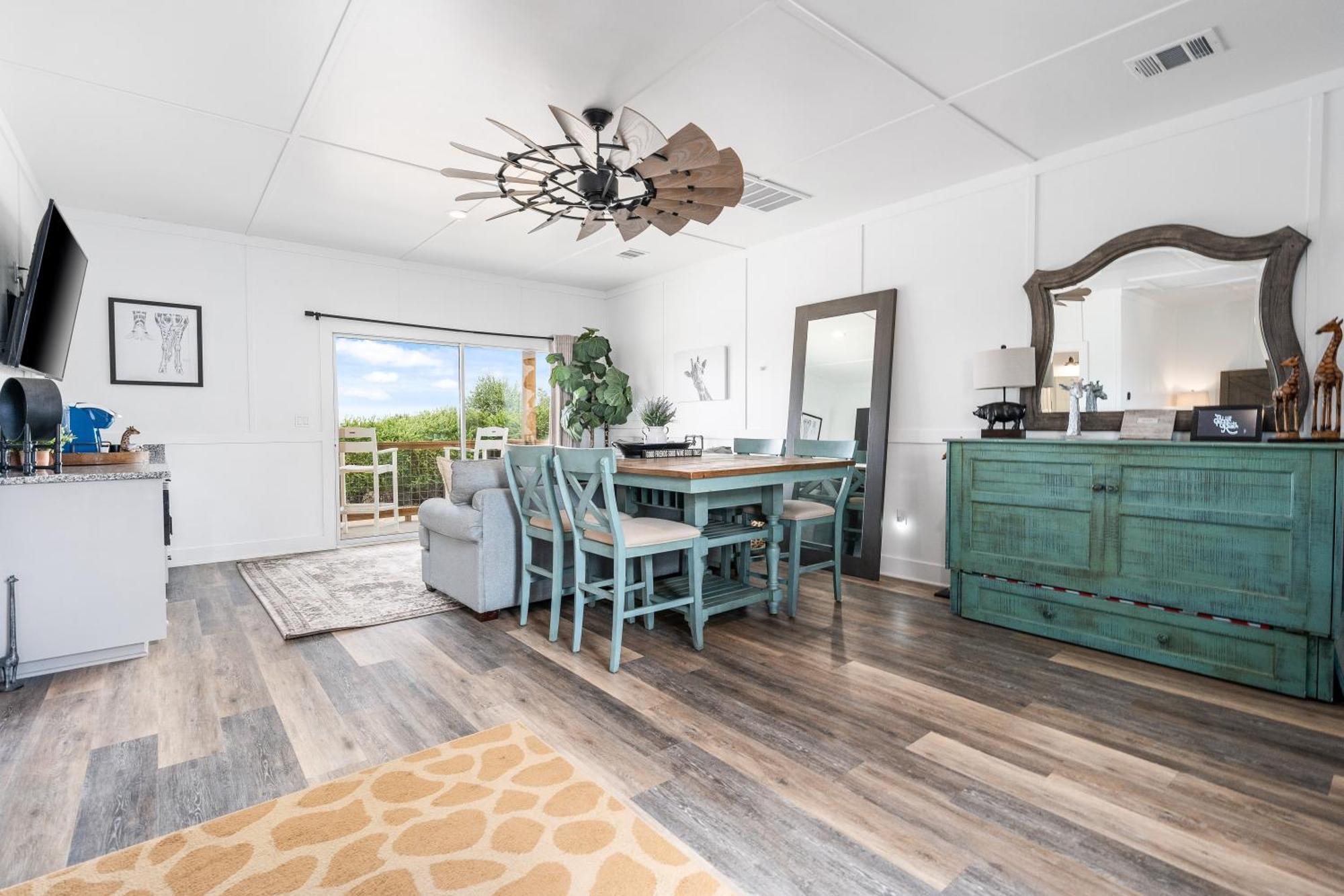 Blue Hills Ranch Hotel McGregor Room photo